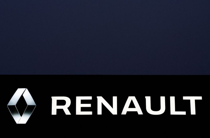 Renault вернулась к прибыли после двух лет убытков