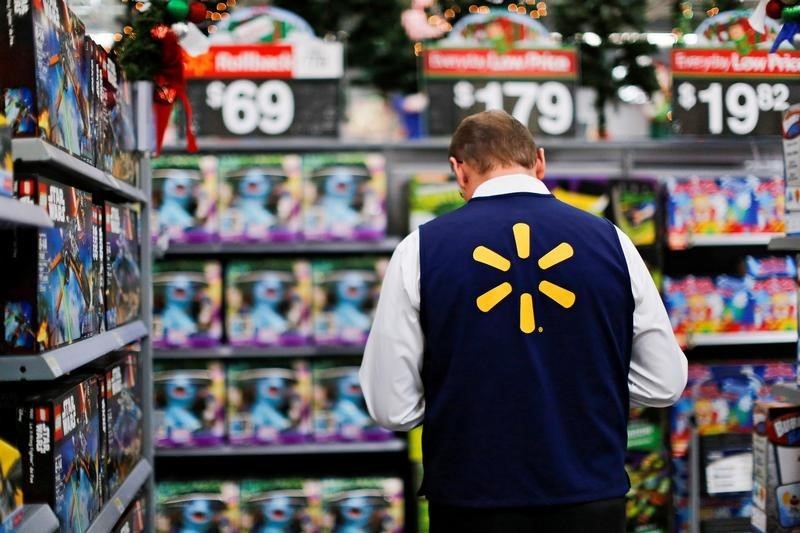 Walmart: доходы, прибыль побили прогнозы в Q2