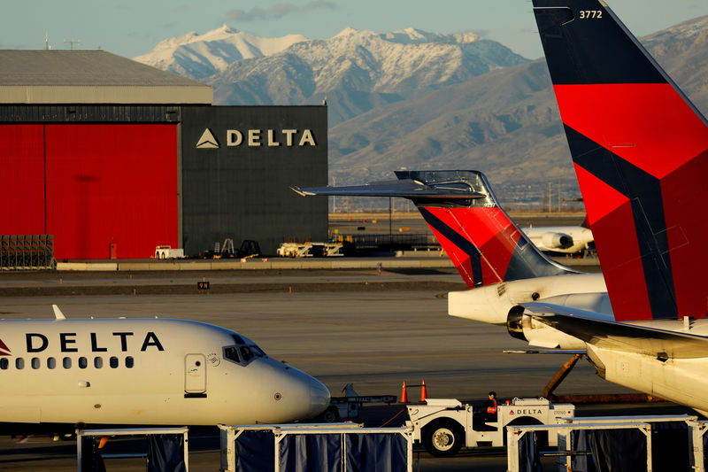 Delta Air Lines: доходы, прибыль побили прогнозы в Q3