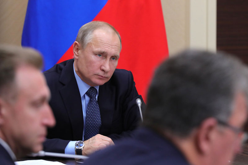 Путин подписал указ о расчетах за газ в рублях с недружественными странами