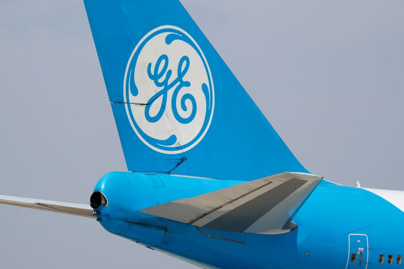 General Electric: доходы оказались ниже прогнозов, прибыльa обогнал ожидания в Q3