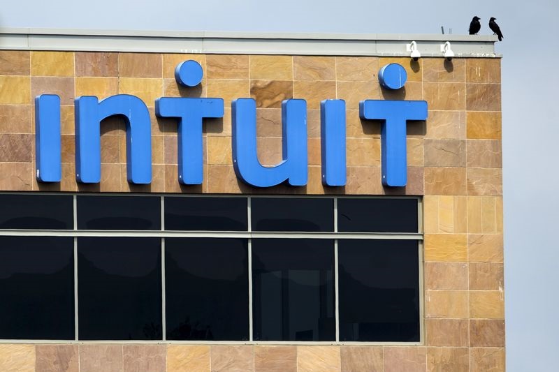 Intuit: доходы, прибыль побили прогнозы в Q4