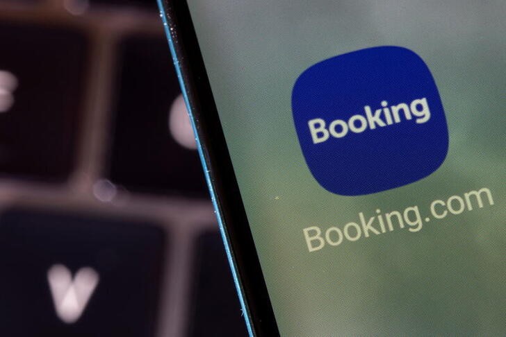 Сервис бронирования гостиниц Booking приостановил работу в России